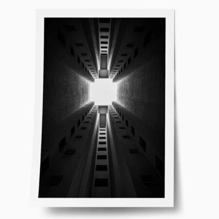 Poster BLACK AND WHITE ARCHITECTURAL TALL TOWER BLOCK - Πολεις - Χαρτες
