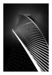 Poster BLACK AND WHITE ARCHITECTURAL TWISTING TOWER