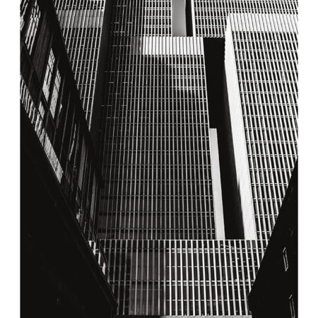 Poster BLACK AND WHITE ARCHITECTURAL VERTICAL LINES BUILDING - Πολεις - Χαρτες Sticky 2