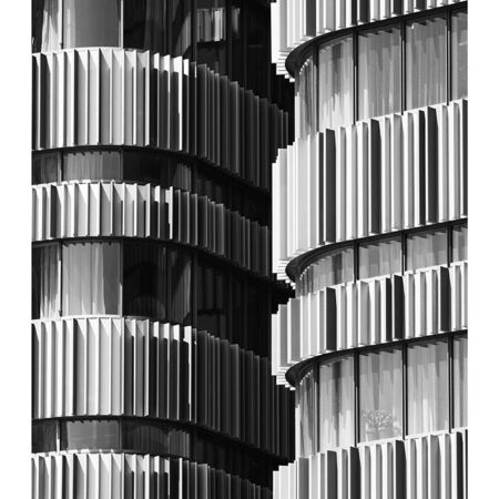 Poster BLACK AND WHITE ARCHITECTURAL VERTICAL STRUCTURAL ELEMENTS - Πολεις - Χαρτες Sticky 2