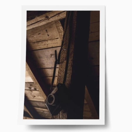 Poster RUSTIC FARMHOUSE CAMERA - 