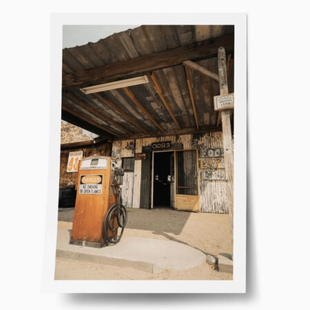 Poster RUSTIC FARMHOUSE GAS STATION - 
