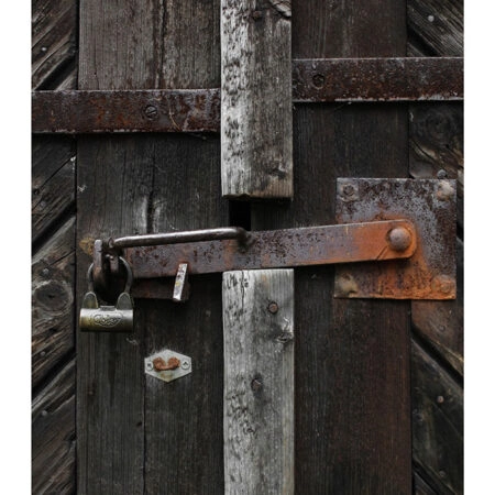 Poster RUSTIC FARMHOUSE LOCK -  Sticky 2