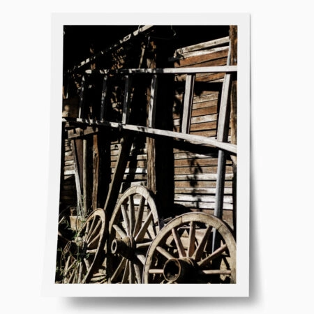 Poster RUSTIC FARMHOUSE OLD WHEELS - 