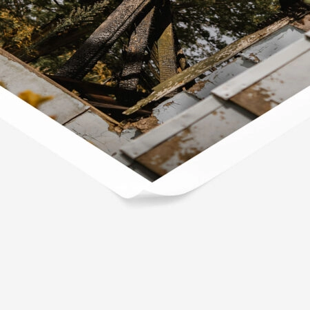 Poster RUSTIC FARMHOUSE OLD WINDOW -  Sticky 1