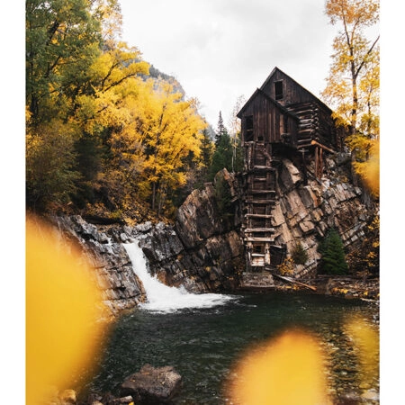 Poster RUSTIC FARMHOUSE RIVER HOUSE -  Sticky 2