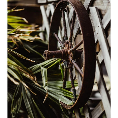 Poster RUSTIC FARMHOUSE WHEEL -  Sticky 2