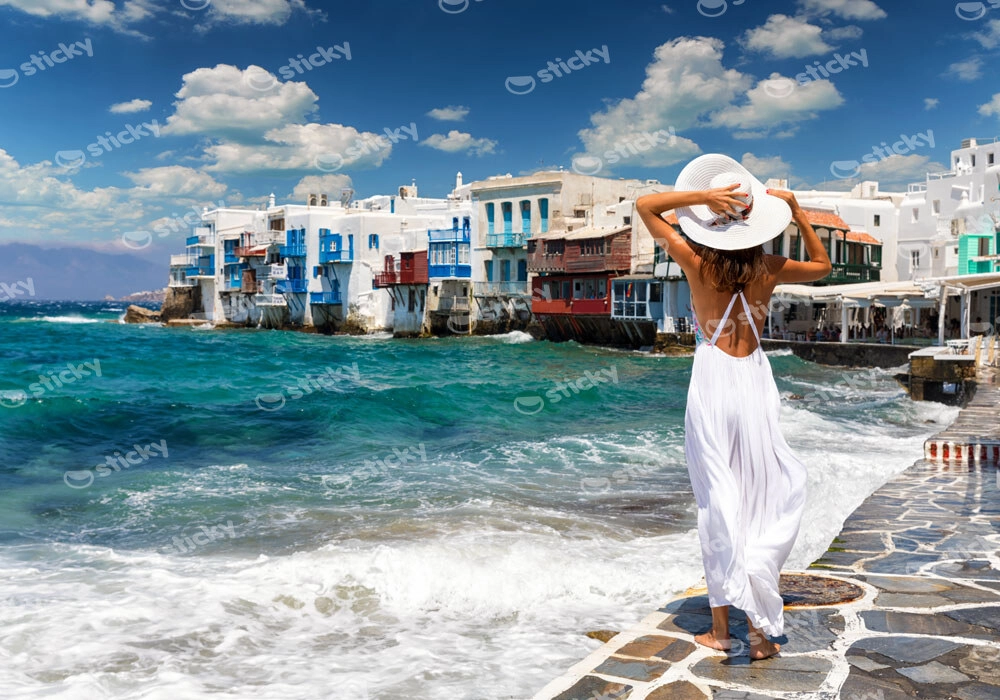 Πινακας σε καμβά WOMAN IN MYKONOS