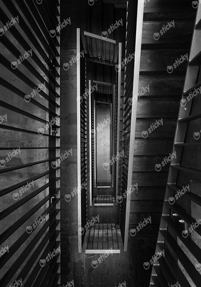 Πίνακας σε Καμβά BLACK AND WHITE ARCHITECTURAL CONCRETE STAIRCASE 4