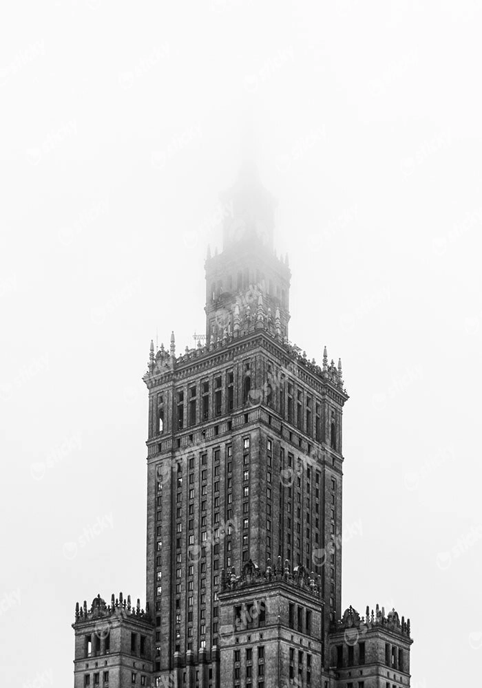 Πίνακας σε Καμβά BLACK AND WHITE ARCHITECTURAL FOGGY TOWER