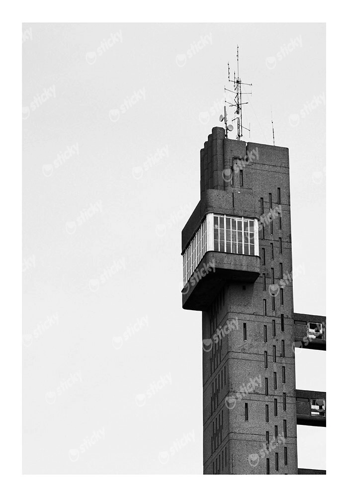 Poster BLACK AND WHITE ARCHITECTURAL CONCRETE AUDIO TOWER
