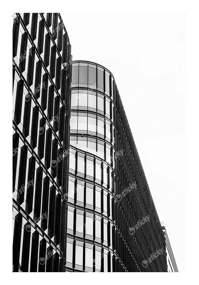 Poster BLACK AND WHITE ARCHITECTURAL MODERN GLASS BUILDING