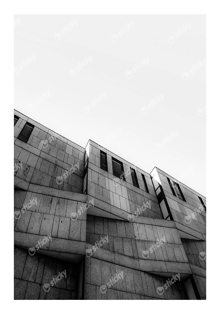 Poster BLACK AND WHITE ARCHITECTURAL TEXTURED CONCRETE BUILDING