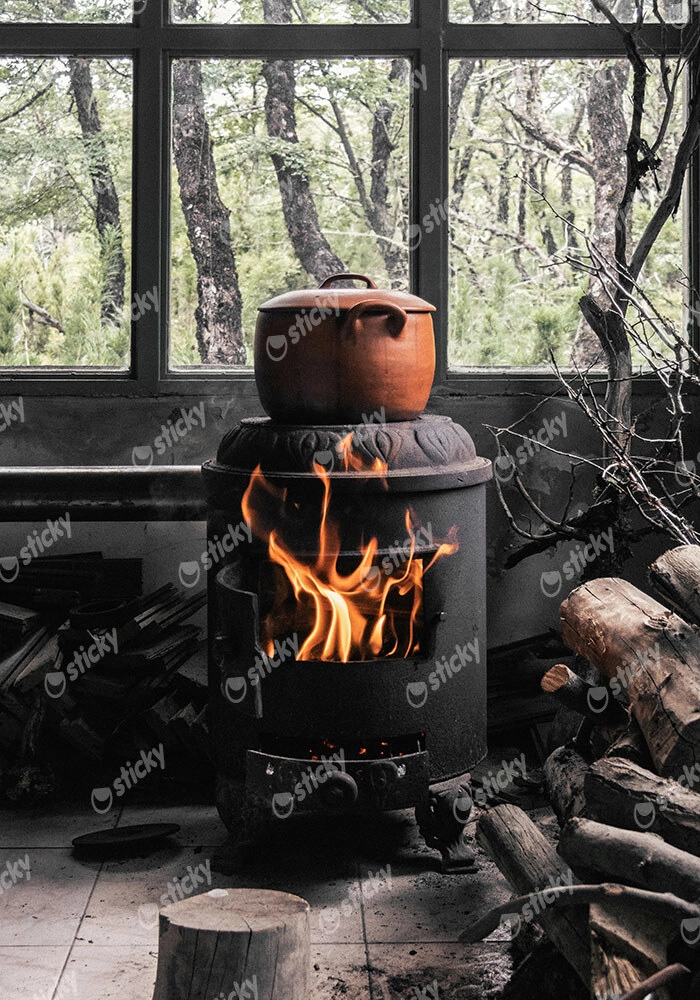 Πίνακας σε Καμβά RUSTIC FARMHOUSE FIRE 2