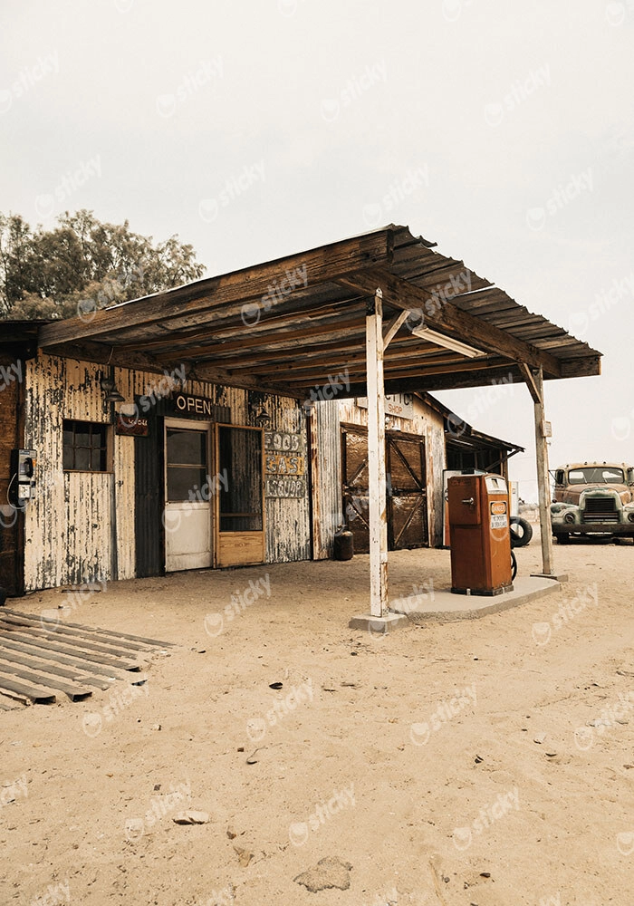 Πίνακας σε Καμβά RUSTIC FARMHOUSE GAS STATION 2