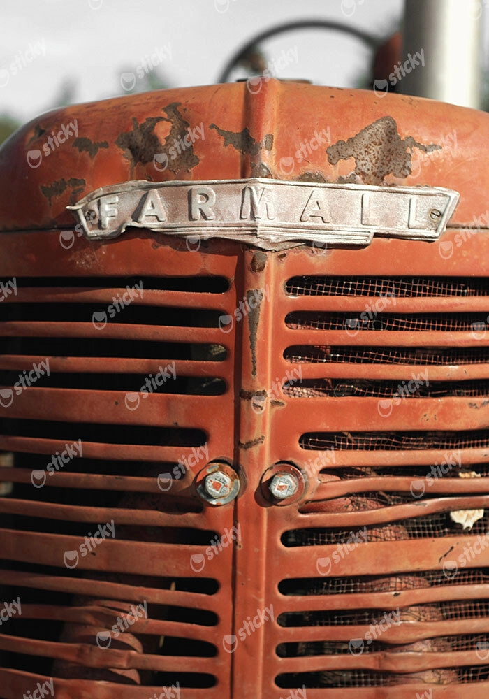 Πίνακας σε Καμβά RUSTIC FARMHOUSE OLD TRACTOR