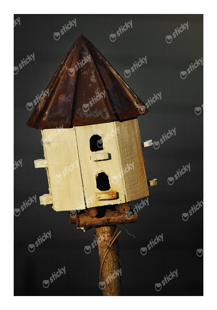 Poster RUSTIC FARMHOUSE BIRDHOUSE