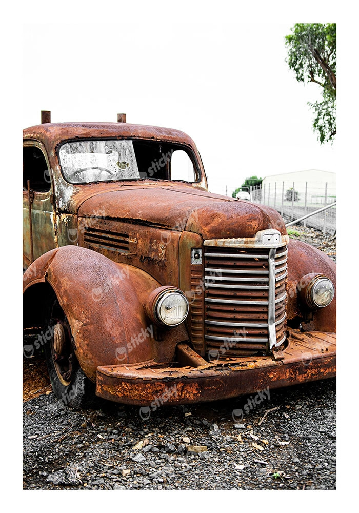 Poster RUSTIC FARMHOUSE OLD TRUCK 2