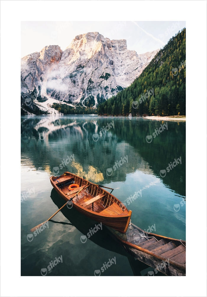 Πόστερ BOAT IN CRYSTAL LAKE