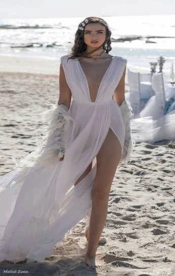 Νυφικα για παραλία με λεπτή δαντέλα, πούλιες, κρύσταλλα Swarovski,