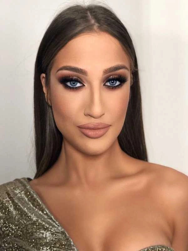 Καλοκαιρινό μακιγιάζ