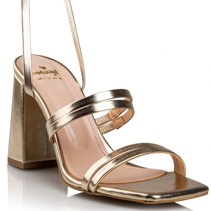 Lace up sandals I Designed by Mairiboo with love