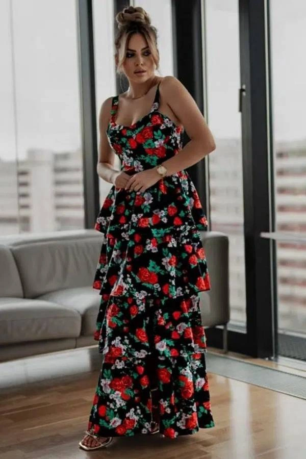 Boho chic φόρεμα από floral ύφασμα με χυτό πέσιμο