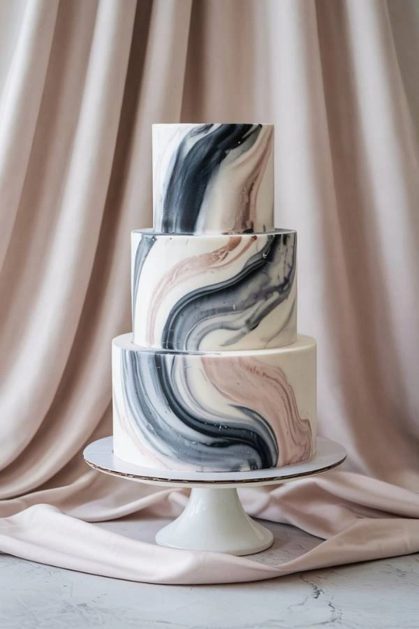 Μοντέρνα τούρτα γάμου με marble effect σε γκρι και ροζ τόνους