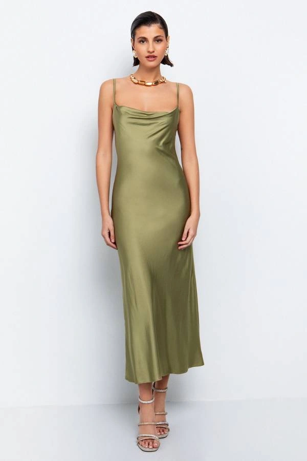 Slip φόρεμα μίντι