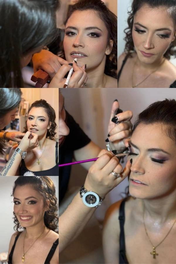 Νυφικό μακιγιάζ με έντονα Smokey eyes σε μοβ και καφέ αποχρώσεις, λάμψη στο ντεκολτέ και φυσική βάση – Beauty’s by Christina Matosi