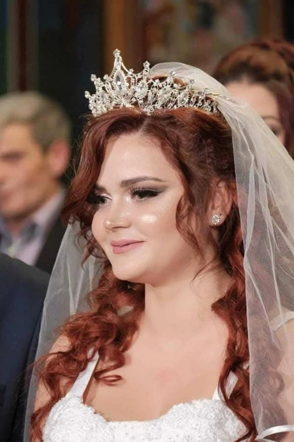 Νυφικό μακιγιάζ με απαλό Smokey eye και ρομαντική διάθεση για απογευματινό γάμο