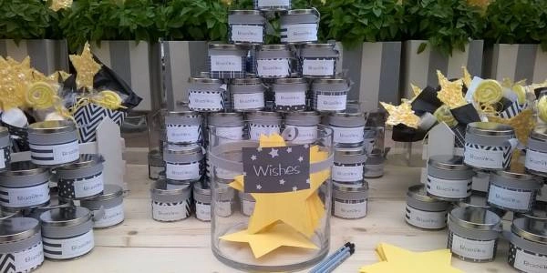 Δωράκια βάπτισης και ευχές σε σχήμα αστεριού, σε όμορφη παρουσίαση από τη Vassiliki Creations