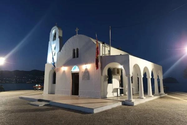 Ιερός Ναός Αγίας Μαρίνας - Πόρτο Ράφτη