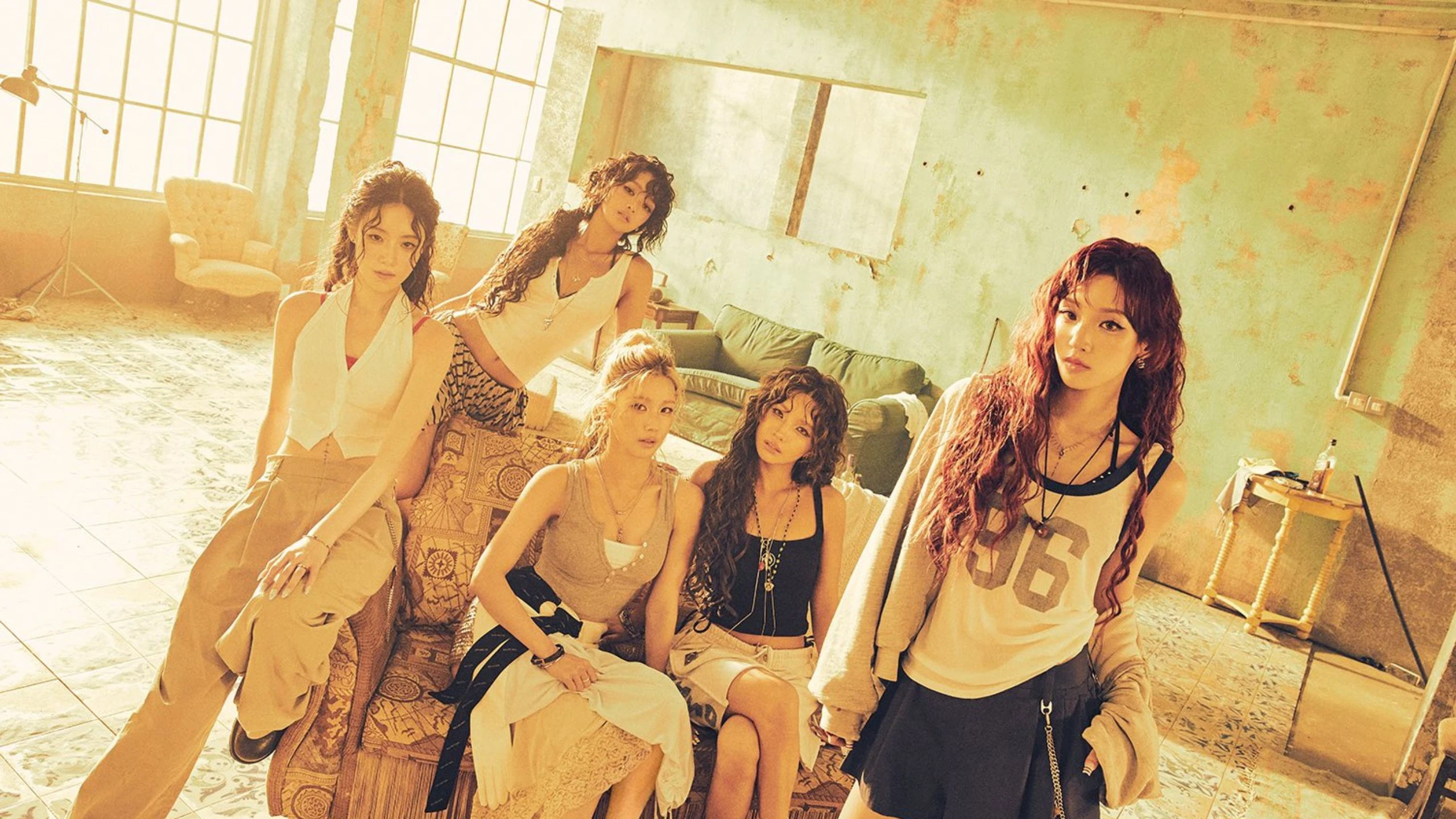I-DLE Brings the Love This Comeback 💗