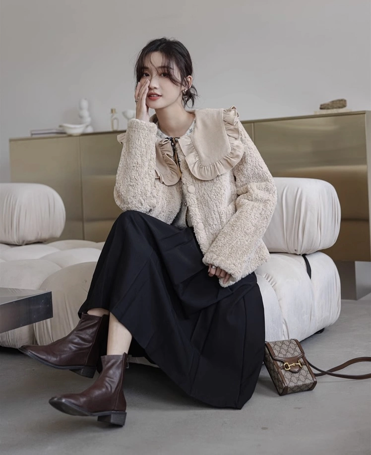 Fake  Short Fur Coat With Big Collar