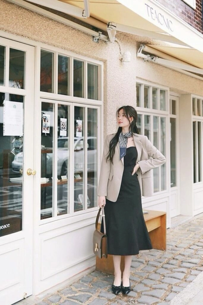 Mixing Dark Academia With Old Money Fashion | The Other Aesthetic Mixing Dark Academia With Old Money Fashion | The Other Aesthetic
