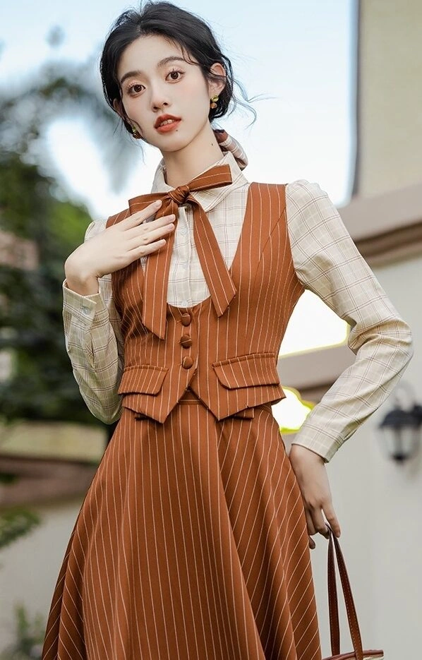 brown dress set Bavarian Elegance in Brown: Traditional Long Brown German Dirndl Dress –  Dirndl Trachten Haus